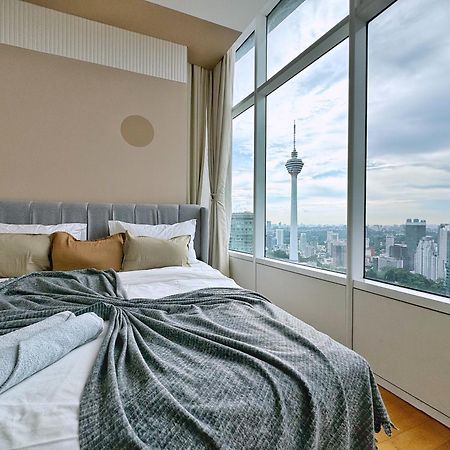 Sky Suites Upper 3Br Suite At Klcc Kuala Lumpur Exterior photo